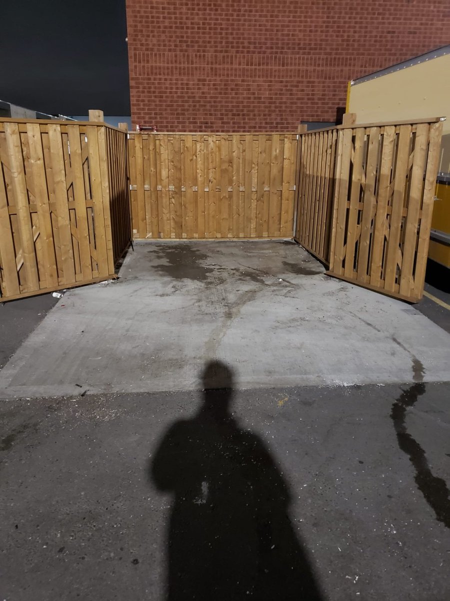 Greenbox Maintenance — Exterior Maintenance — Pair 1 — After
