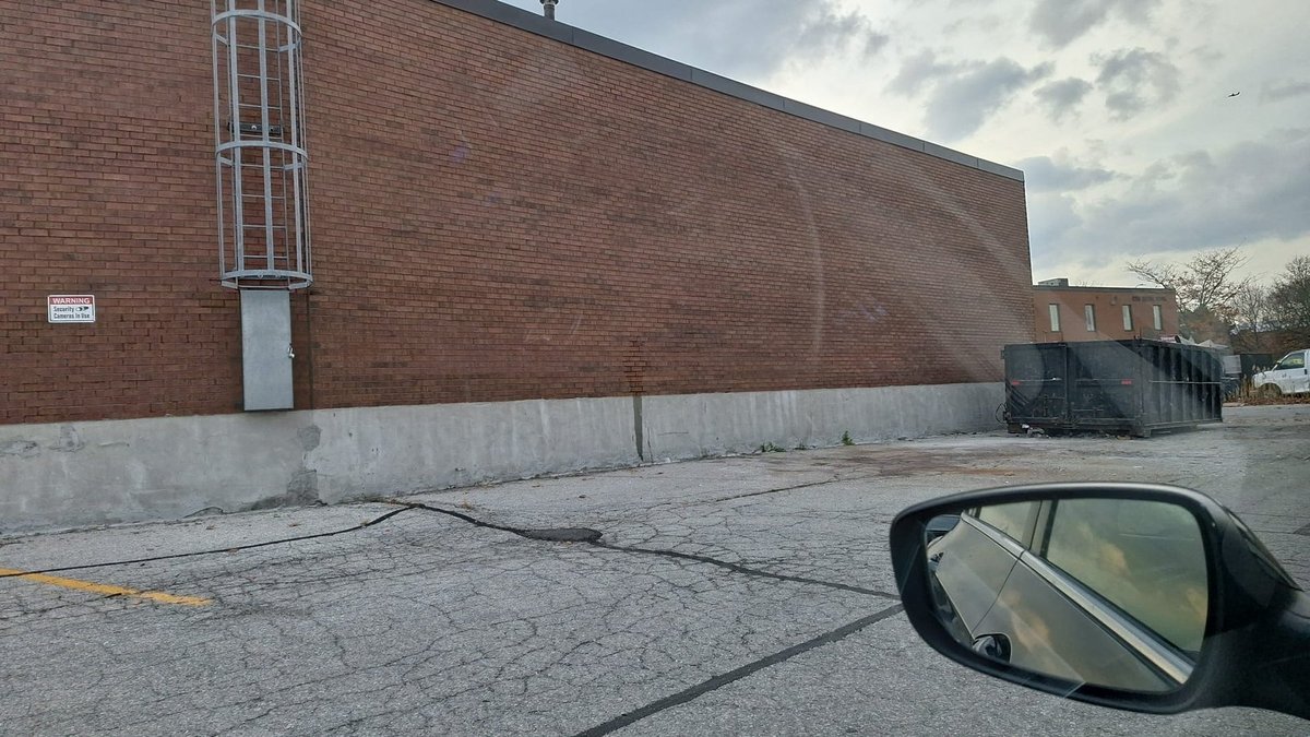Greenbox Maintenance — Exterior Infrastructure — Description Image